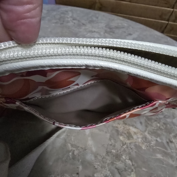 Coach Daisy Kaleidoscope Pink & White Signature Crossbody Bag - Picture 8 of 10